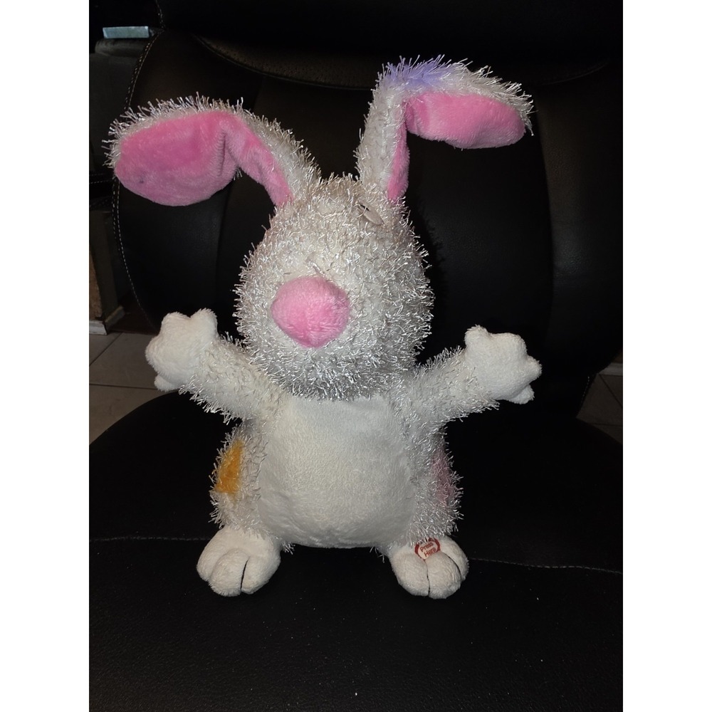 Hallmark "Gotta Hop" Animated Easter Bunny plush toy, Music And Wiggling Ears